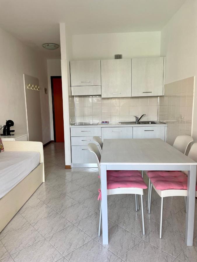 Residence La Duna ลินญาโน ซับเบียโดโร ภายนอก รูปภาพ