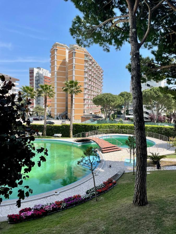 Residence La Duna ลินญาโน ซับเบียโดโร ภายนอก รูปภาพ